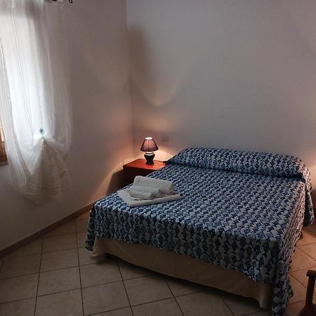 פולה Nora Casa Vacanze/Bed And Breakfast חדר תמונה