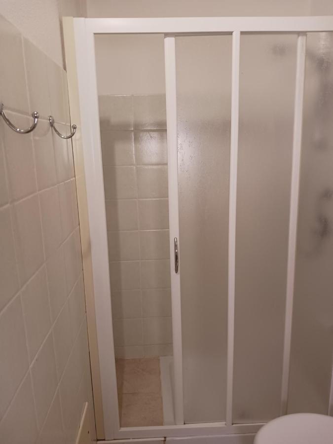פולה Nora Casa Vacanze/Bed And Breakfast מראה חיצוני תמונה