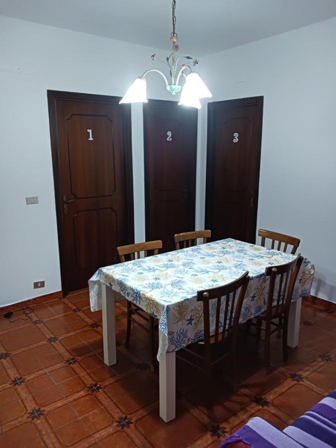 פולה Nora Casa Vacanze/Bed And Breakfast מראה חיצוני תמונה